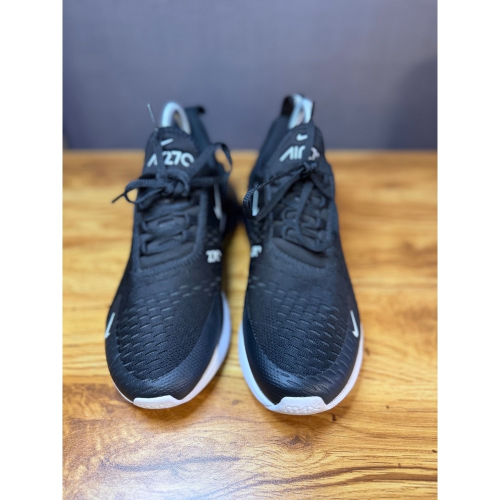 Nike Air Max 270 Women's Black White Sneakers AH6789-001 8.5 - Picture 2 of 7